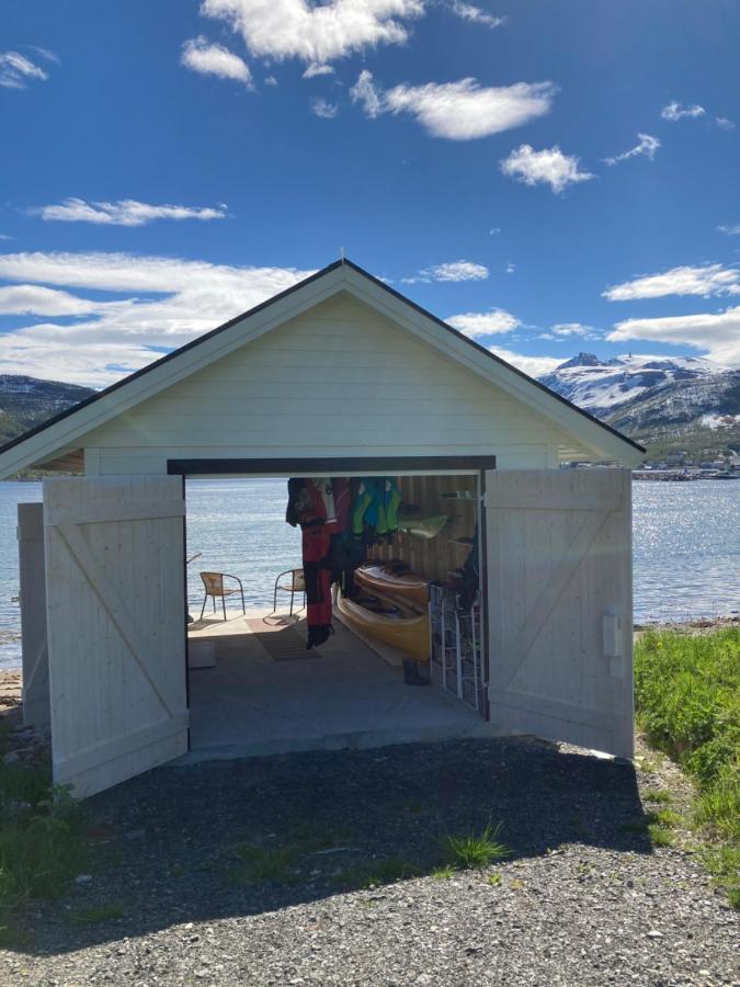 Visit Leif At Senja Gibostad Exterior foto