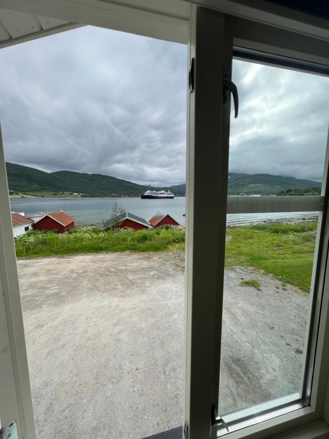 Visit Leif At Senja Gibostad Exterior foto