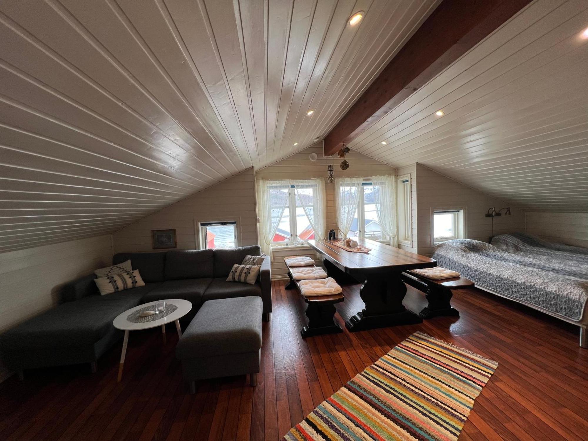 Visit Leif At Senja Gibostad Exterior foto