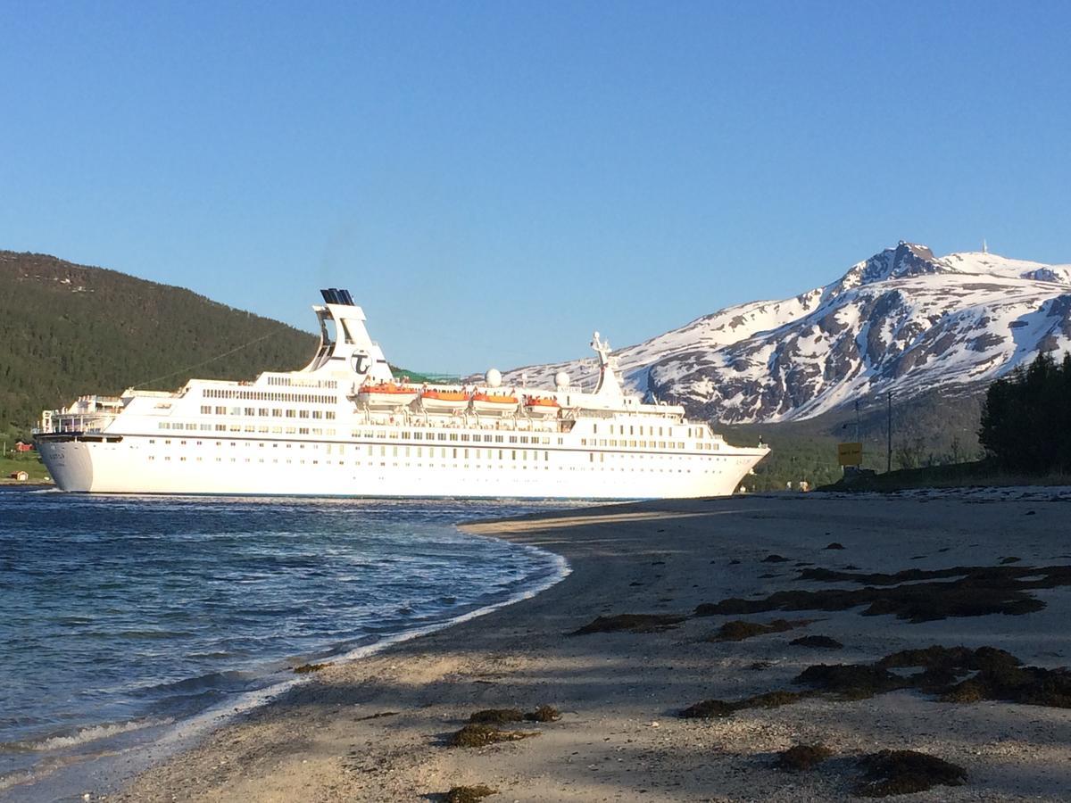 Visit Leif At Senja Gibostad Exterior foto